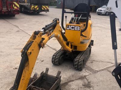 JCB 8008