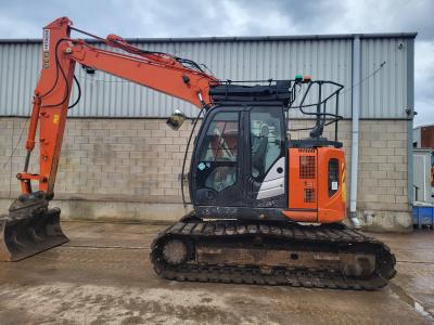 Hitachi ZX135US-6
