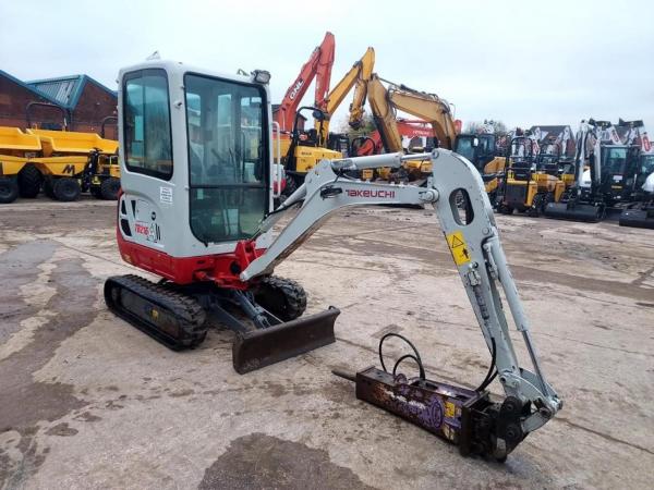 Takeuchi TB216