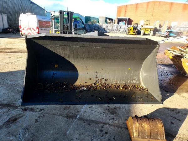 GP Bucket - DL300-3
